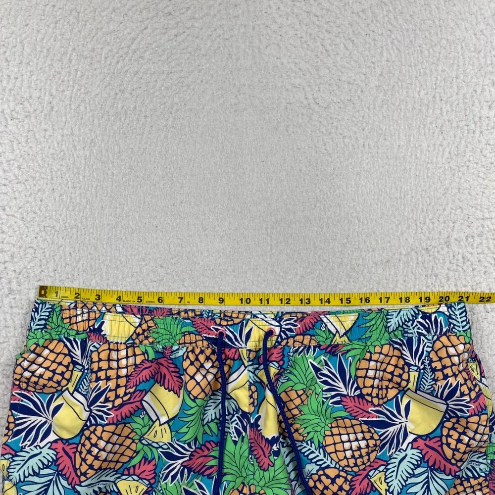 Vineyard Vines Swim Trunks Mens XXL‎ Multicolor Pineapple Tropical Drink Print